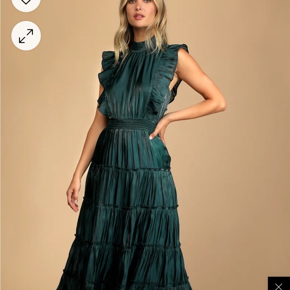 Lulu’s Emerald Green Tiered Mock Neck Midi Dress - Picture 3 of 8